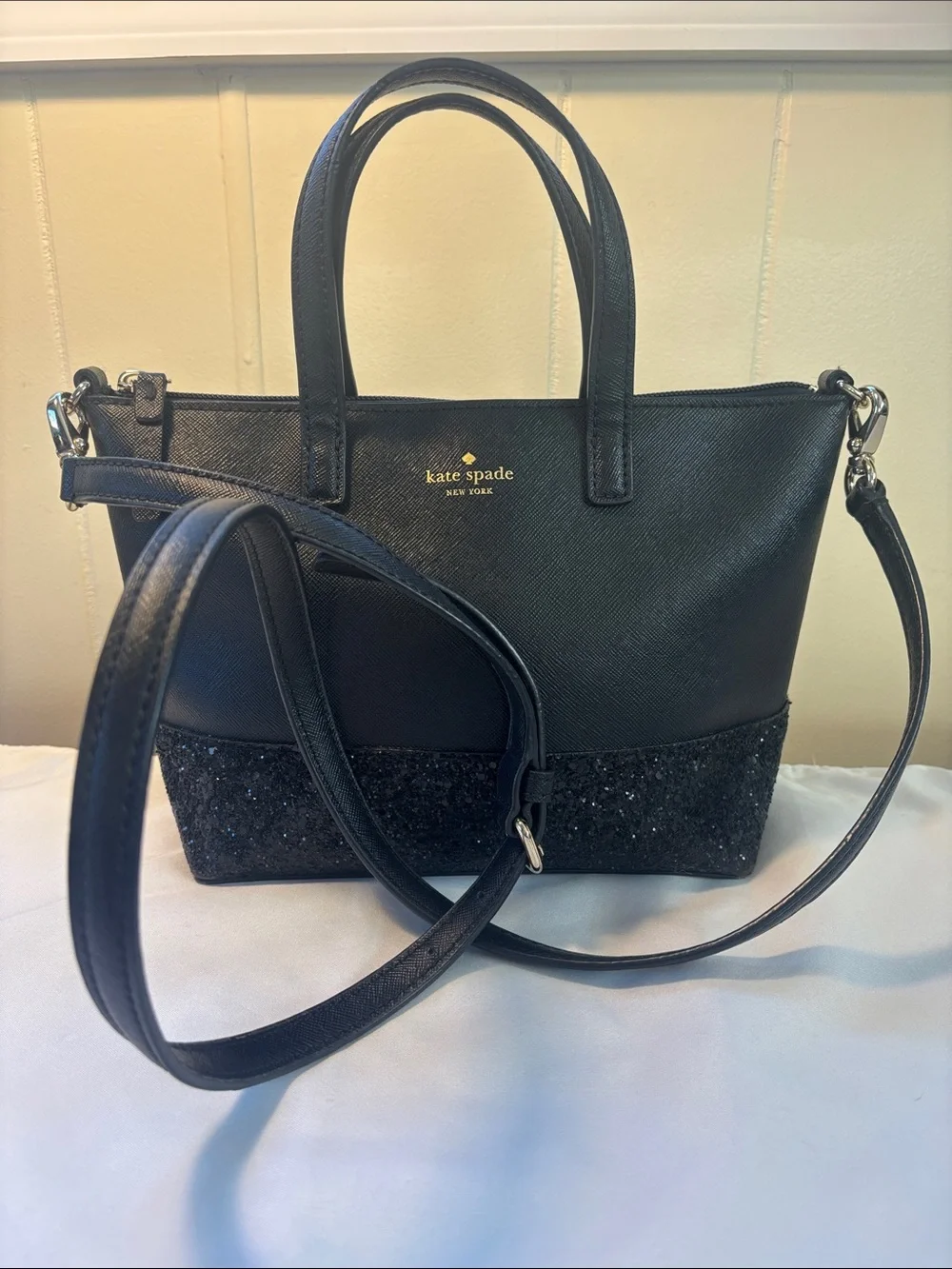 EUC Kate Spade Greta Court Ina Glitter Satchel Crossbody Bag Black